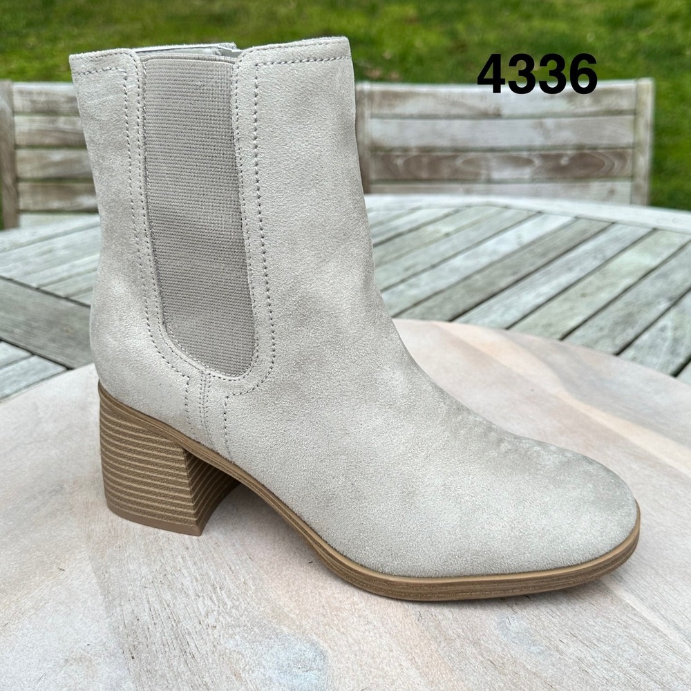 Nine West Nile Grey Faux Suede Ankle Boots Block Heel Square Toe Womens